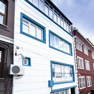 White Pearl Aparthotel